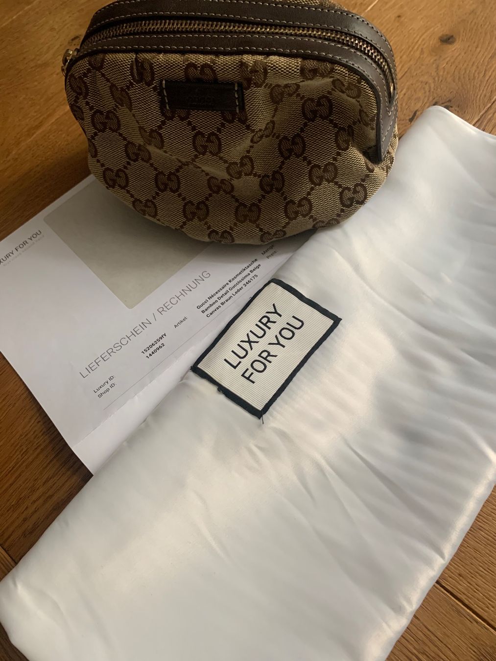 Gucci Custodie per cosmetici: GUCCI Kosmetiktasche / Kulturbeutel – Usato da Bern venduto da Mawe0205 8