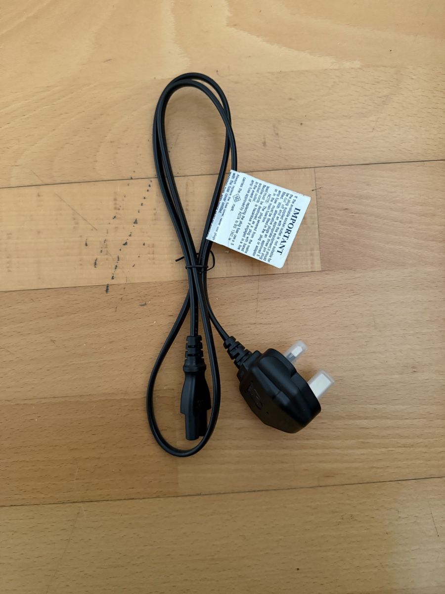 Roland Cavi: ROLAND Cable original UK – Usato da Zürich venduto da arr_vq5w