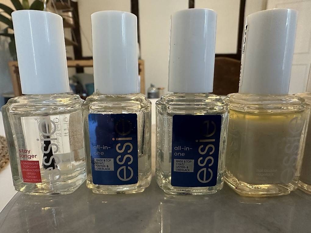 Nagellack: Nagellack ESSIE Kollektion 10x – Gebraucht aus Flüh von sar_6c26 2