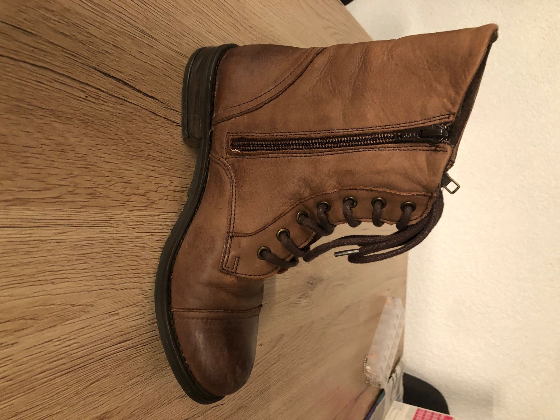 Scarpe da donna: Bottines brunes – Usato da La Chaux-de-Fonds venduto da Trogir