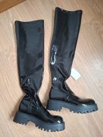 Stiefel schwarz Lack Grösse 38 Pull and Bear
