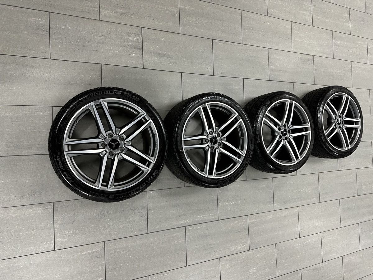Mercedes-Benz Pneus & Roues: Winterrad E63 AMG 20 Zoll – D'occasion à Hochdorf par K.Kari