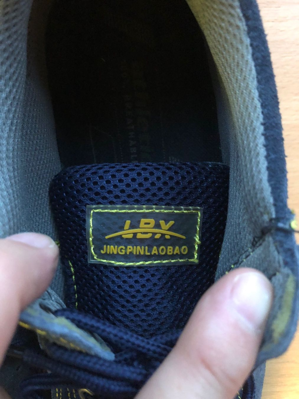 Scarpe da uomo: Arbeitsschuhe Grösse 41 – Nuovo (secondo la descrizione) da Buchs SG venduto da Handyman77 4