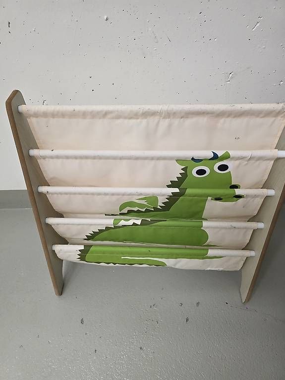 Scaffali: 3 Sprouts Kinderbücherregal – Usato da Brugg AG venduto da damir.verhaegen