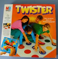 Original Vintage TWISTER von MB # 4645 von 1990