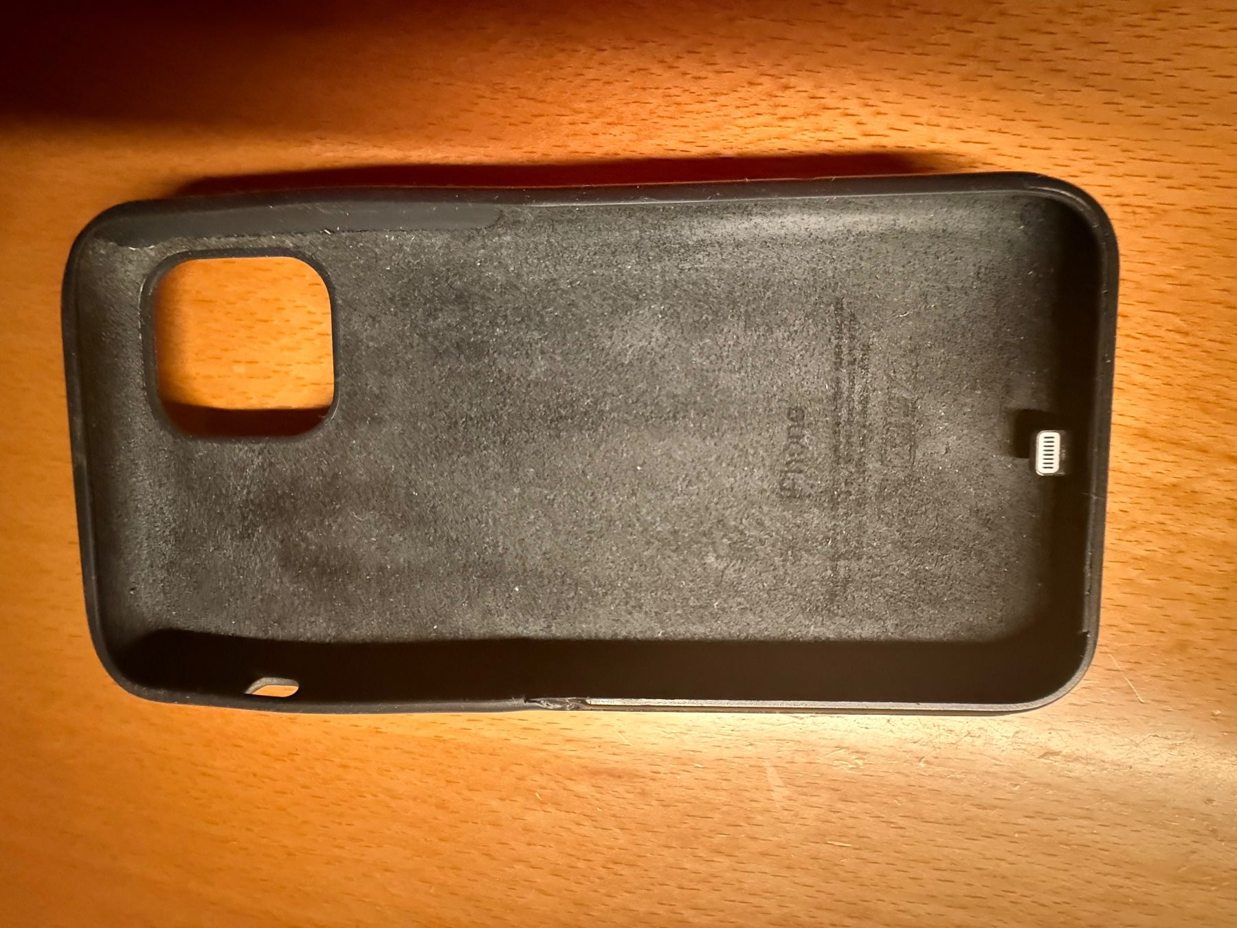 Apple Akkus: Original Battery Cover for iPhone 11 Pro – Gebraucht aus Winterthur von scamander