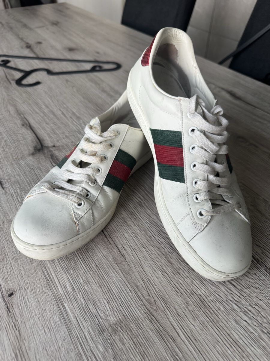 Gucci Scarpe da uomo: Gucci Sneaker weiss mit Biene – Usato da Villmergen venduto da van_xv9t