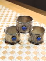 Vintage versilberte Salviettenringe Natur Lapislazuli Top