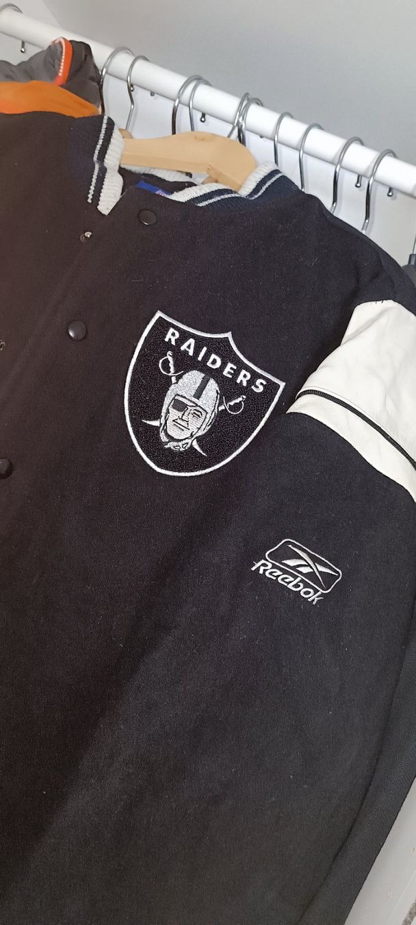 Giacche: Reebok Raiders Jacke College – Usato da Kloten venduto da Curacao74 1