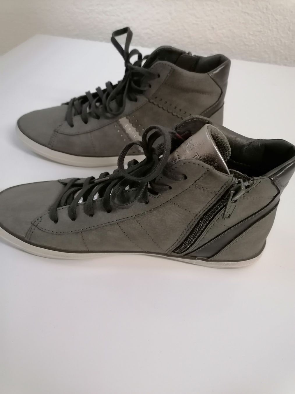 Esprit Scarpe da donna: Sneaker high Esprit – Usato da Pfäffikon ZH venduto da xxmopsxx 1