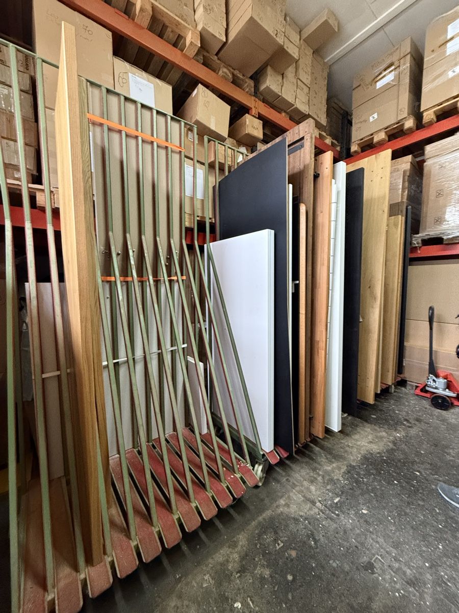 Scaffali: Tischplatte Regal /rollbar – Usato da Amriswil venduto da ViolaM 2