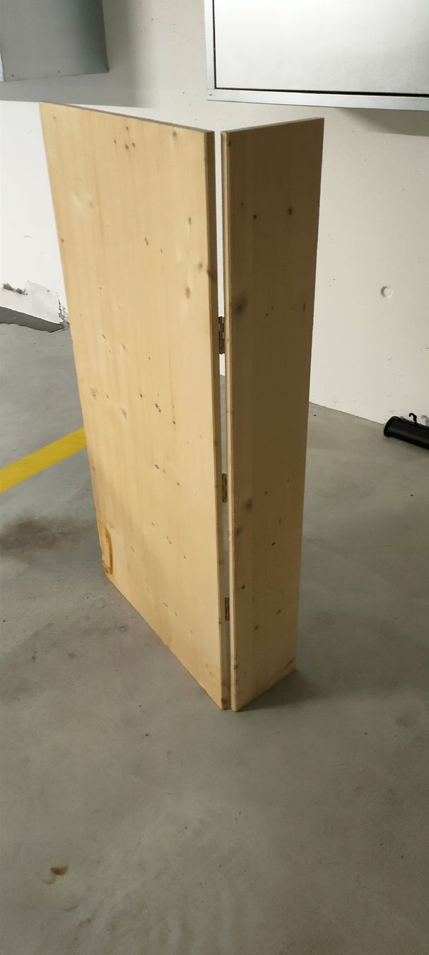 Articoli in legno: holzböcke + holzbretter – Usato da Unterägeri venduto da sta_b5vq 1
