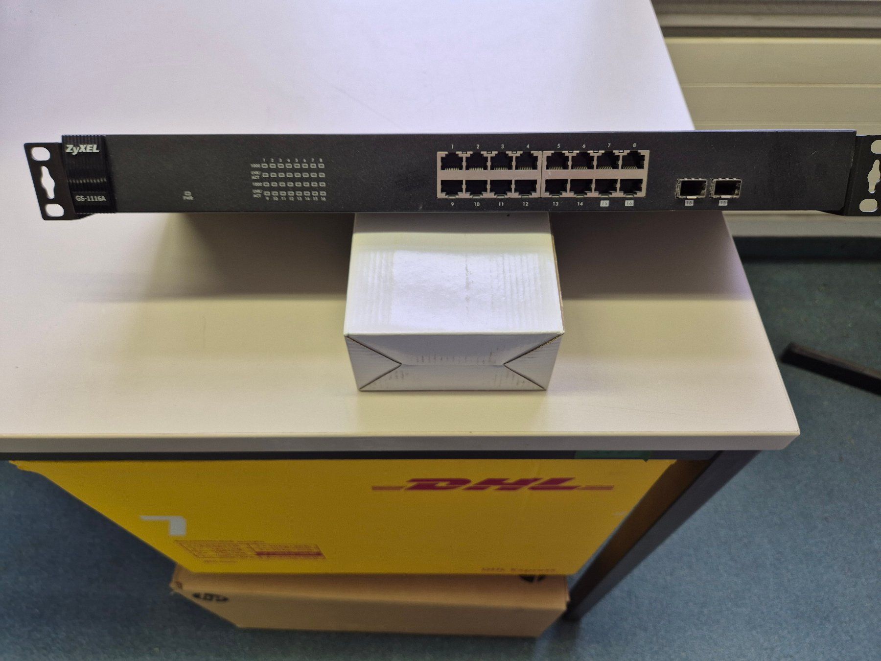 Zyxel Hub & Switch: ZyXEL GS-1116A – Usato da Eichberg venduto da Odines 1