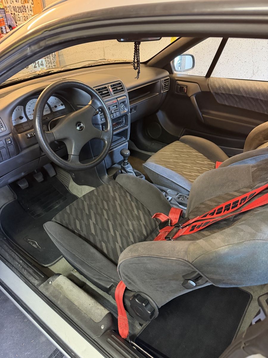 Opel Autos: Opel Calibra 2.0 – D'occasion à Sulgen par phi_xwz6 6