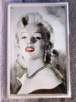 Marilyn Monroe Hollywood film pin up