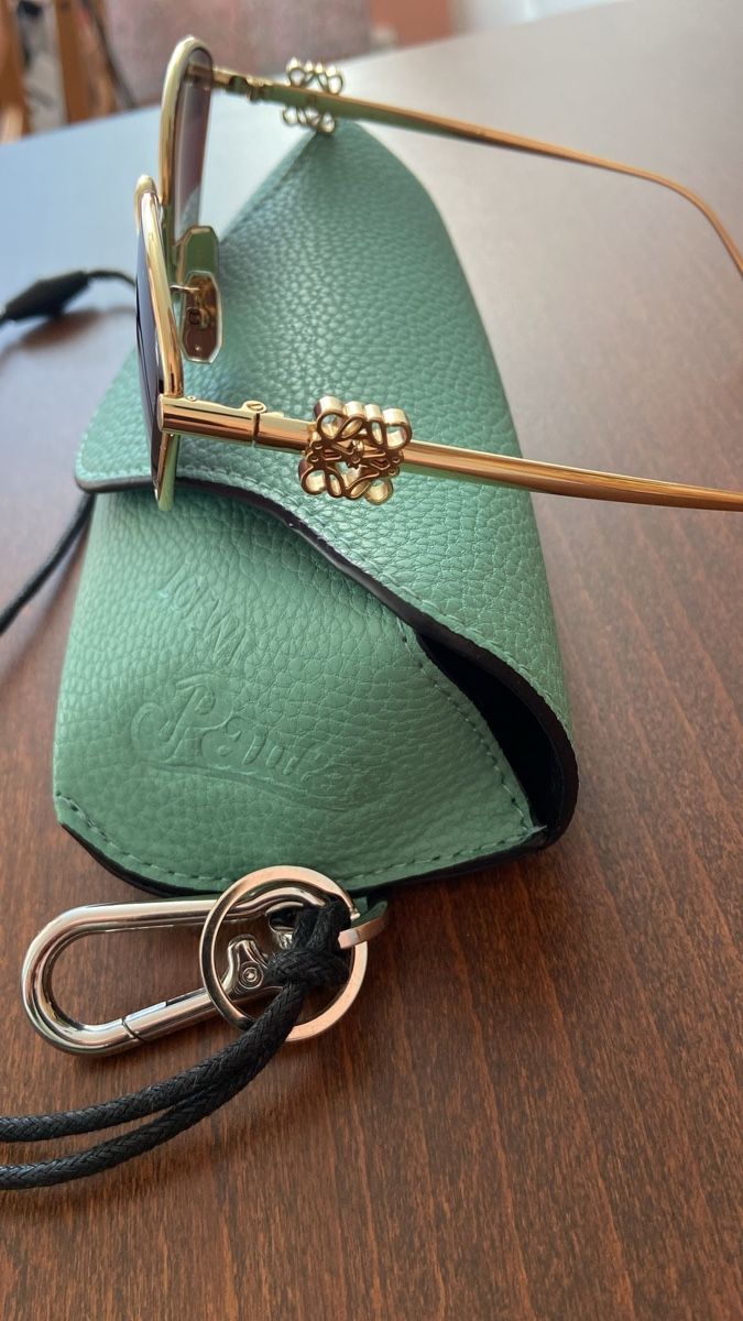 Loewe Occhiali & Lenti: Loewe Sonnenbrille brandneu mit Etui – Nuovo e nell'imballaggio originale da Dübendorf venduto da eli_dt6x 2