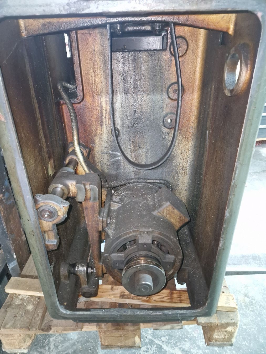 Schaublin Tutte le macchine: schaublin 102 – Difettoso da Châtelard-p-Romont venduto da lou_hf7m 9