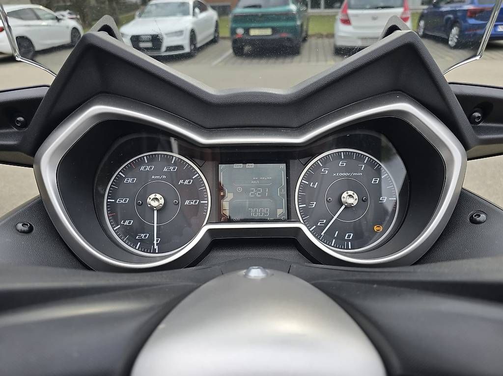 Scooter: Yamaha X-MAX 300  – Usato da Amriswil venduto da n.mayu 3