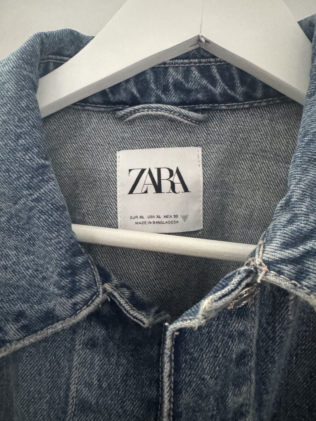 Zara Jacken: Zara Jeans Jacket – Gebraucht aus Winterthur von fad04 1