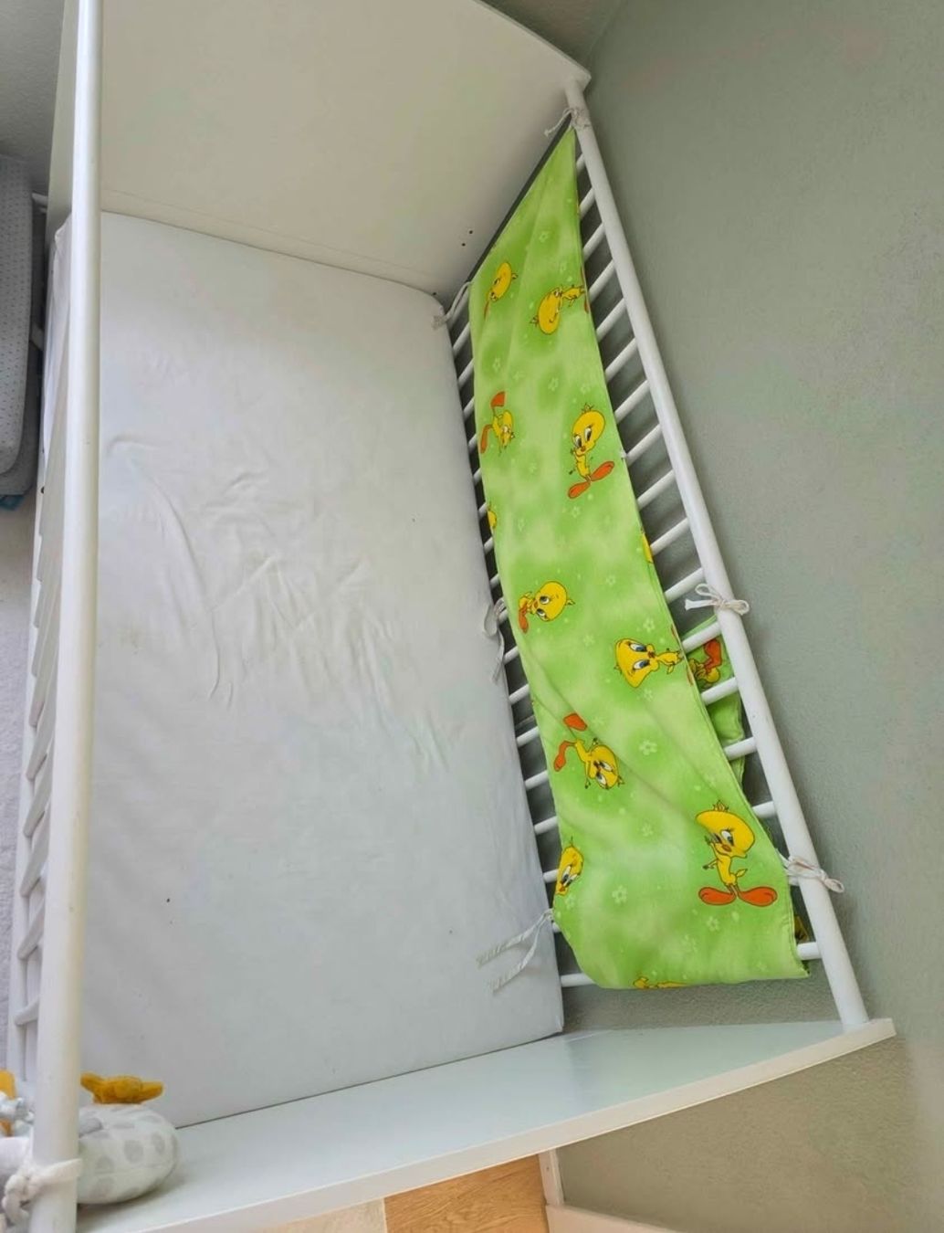 Letti: Kinderbett Gitterbett weiss – Usato da St. Margrethen SG venduto da Alpinemoebel