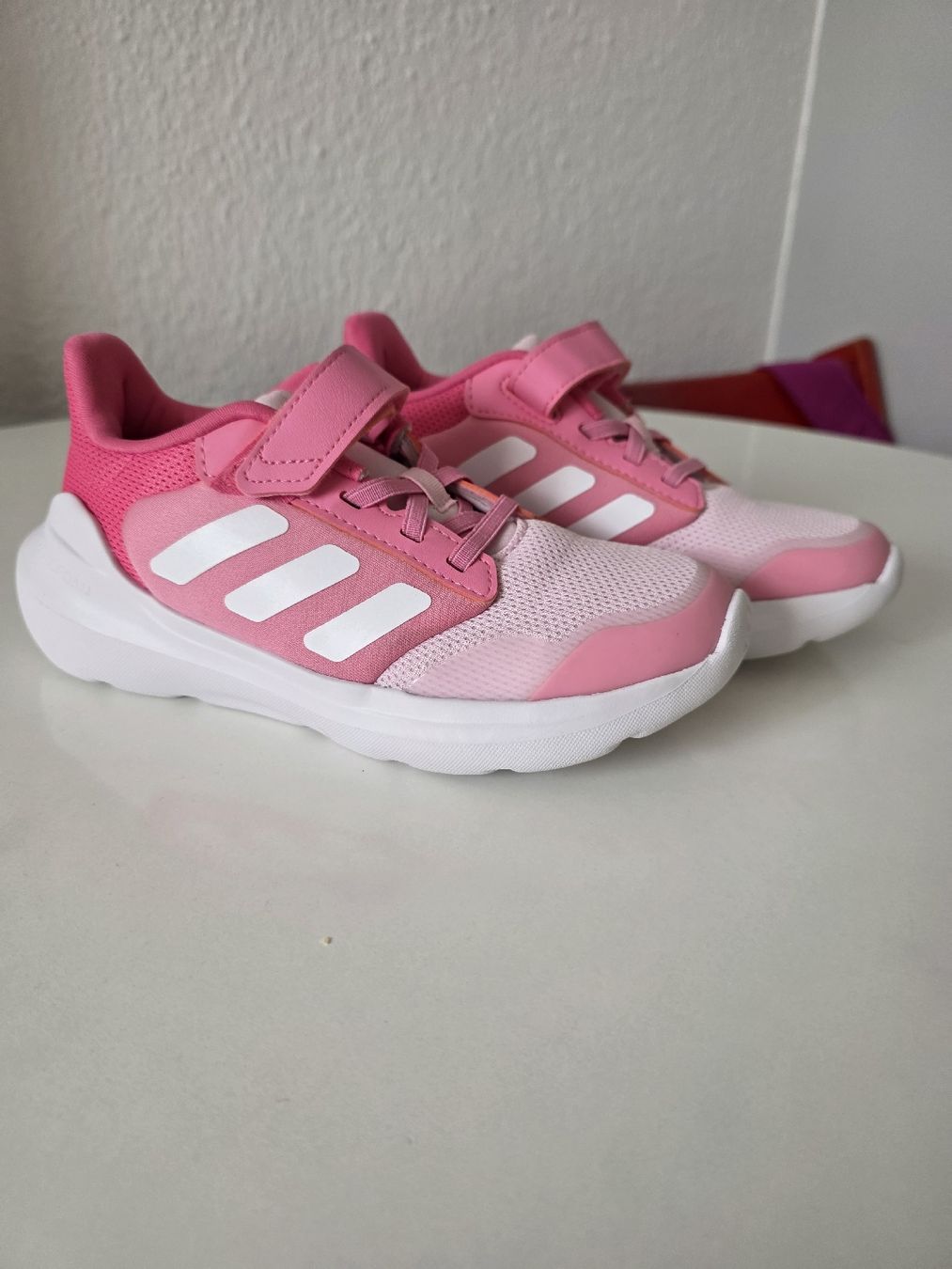 Scarpe per ragazze: Adidas Turnschuhe – Nuovo (secondo la descrizione) da Suhr venduto da MrvicaAG