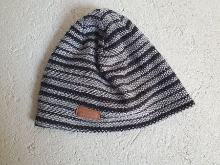 Strickmütze gestreift schwarz grau