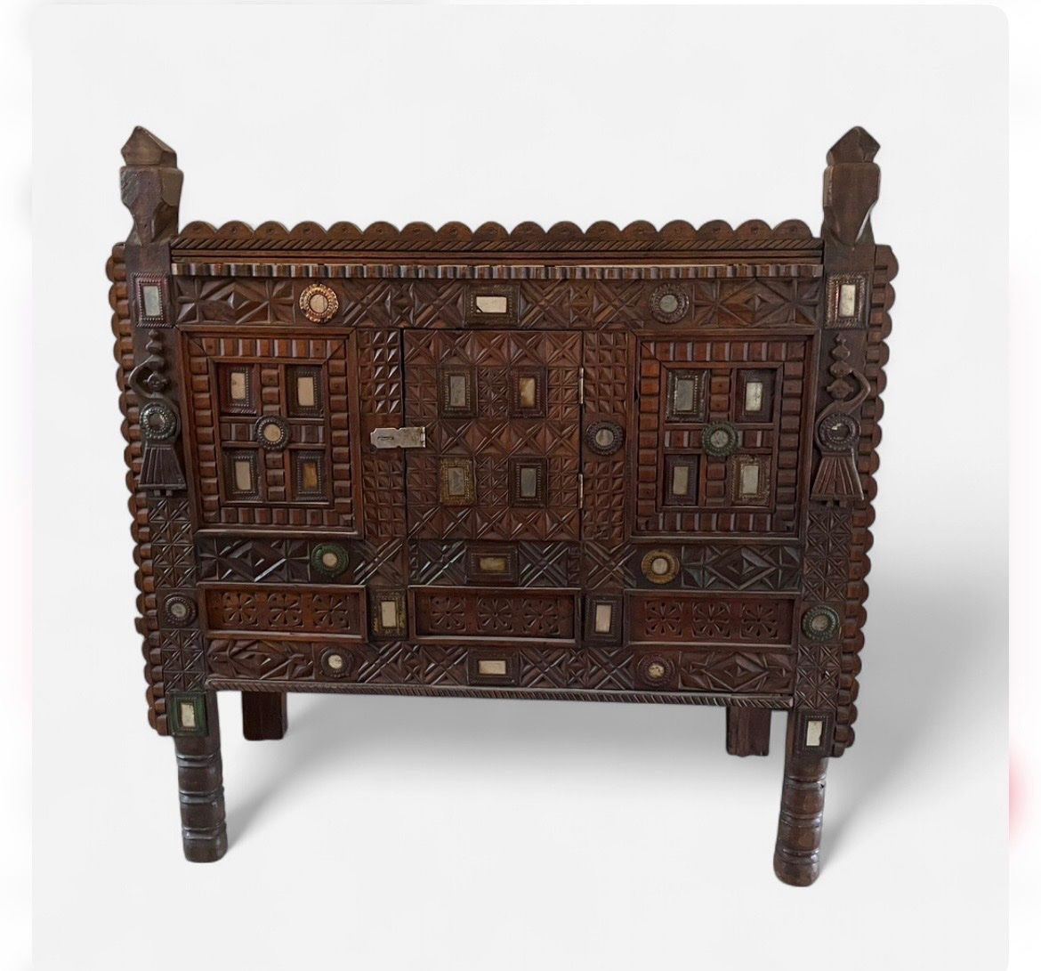 Articoli in legno: Einzigartige indische Damachiya – Usato da Watt venduto da Ene.kro 1