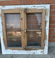 Ein echtes Schmuckstück altes Stall Fenster 