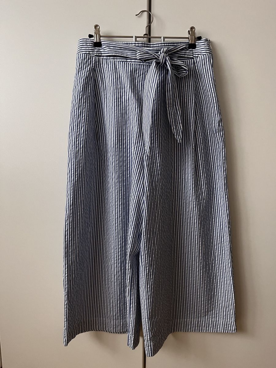 Tommy Hilfiger Pantalons: Culotte Tommy Hilfiger gestreift Gr. 38 – D'occasion à Zürich par Kleanthy