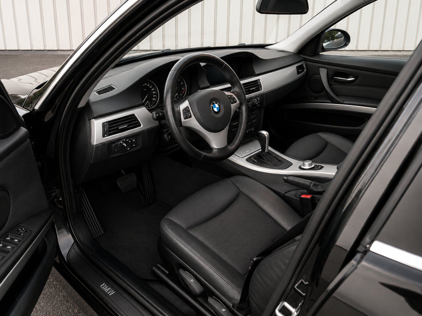BMW Automobili: BMW 325xi Limousine – Usato da Rünenberg venduto da MS.Cars 6