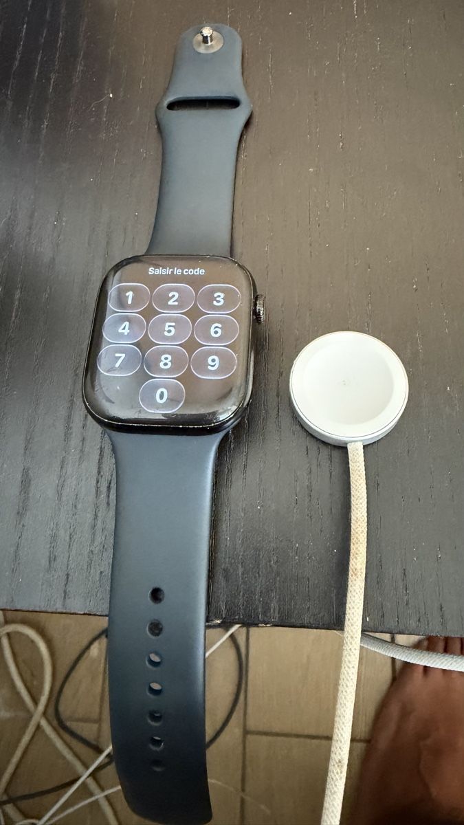 Apple Smartwatch: Apple Watch 10 46mm – D'occasion à grand lancy par don_8cw7 3