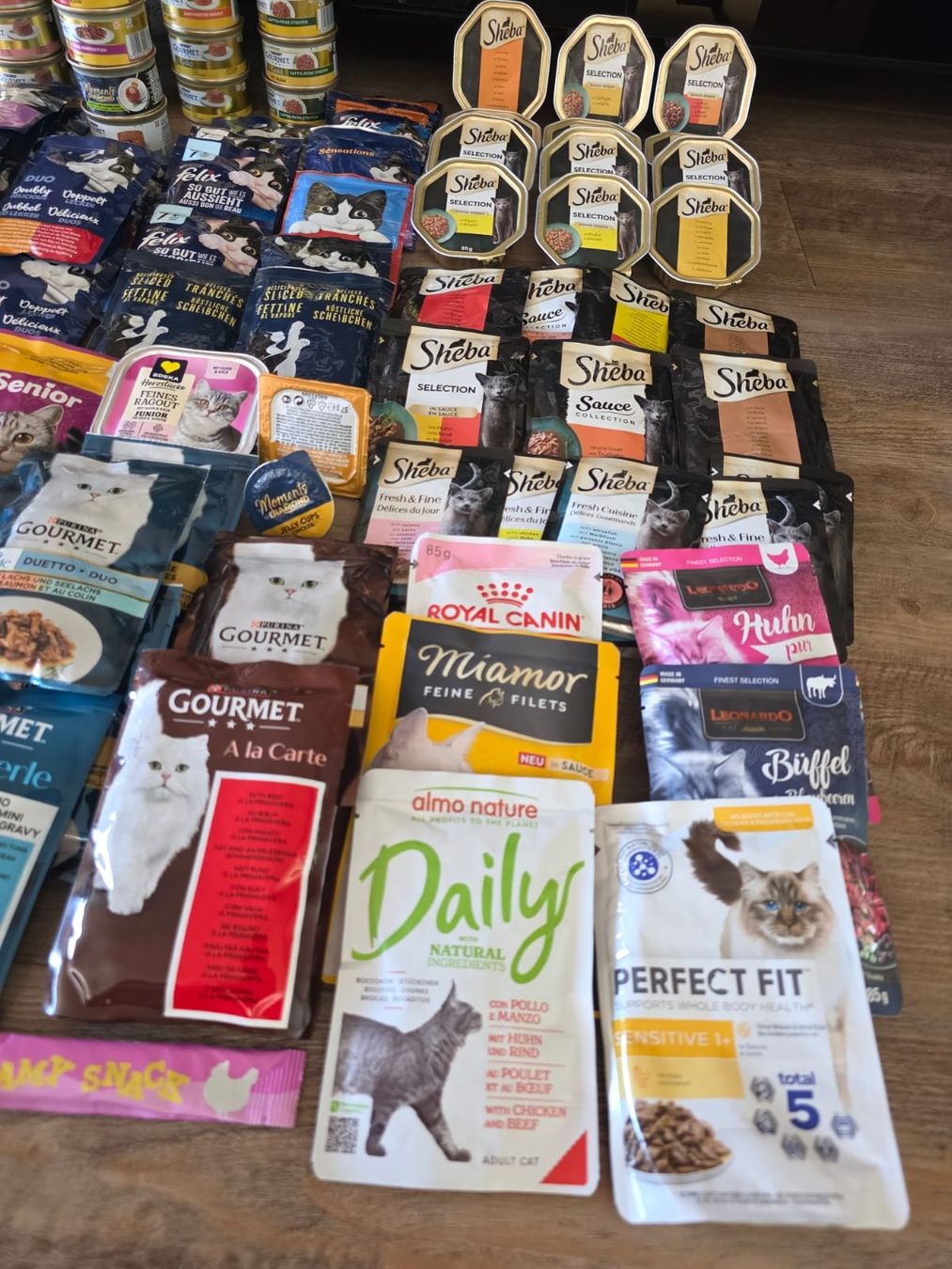 Nourriture: Katzenfutter Multipackung Nassfutter verschiedene Marken neu – Neuf (Voir description) à Sattel par singlespeed101 3