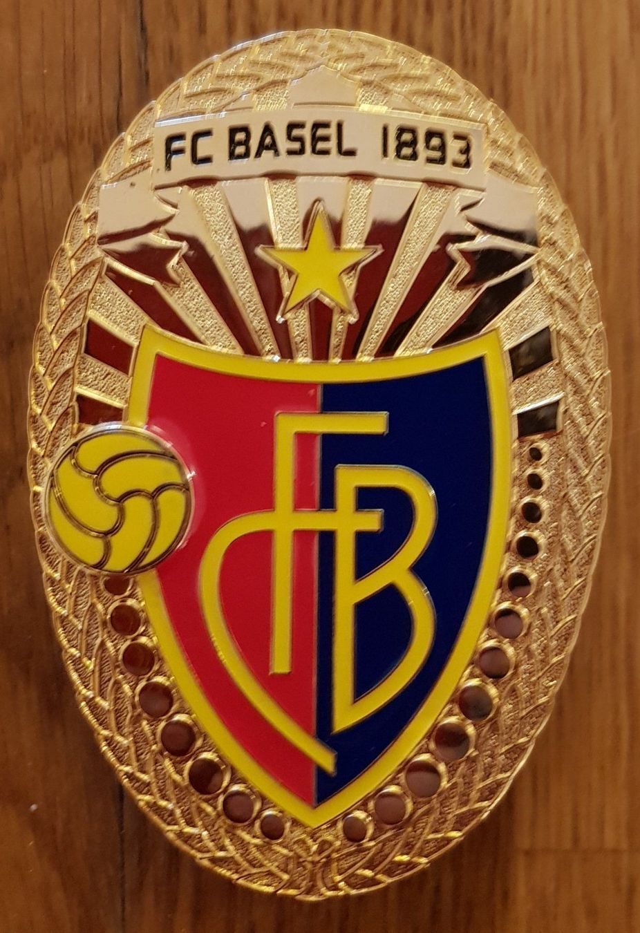 FC Basel Placchette & Badge: FC Basel Autoemblem – Nuovo (secondo la descrizione) da Emmenbrücke venduto da Herzog07 6