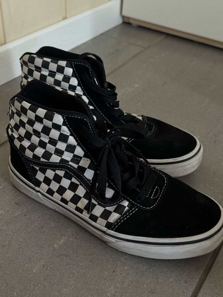 Vans Herrenschuhe: Vans Sk8-Mid Reissue Vlt  38 – Gebraucht aus Klingnau von jam_wt67