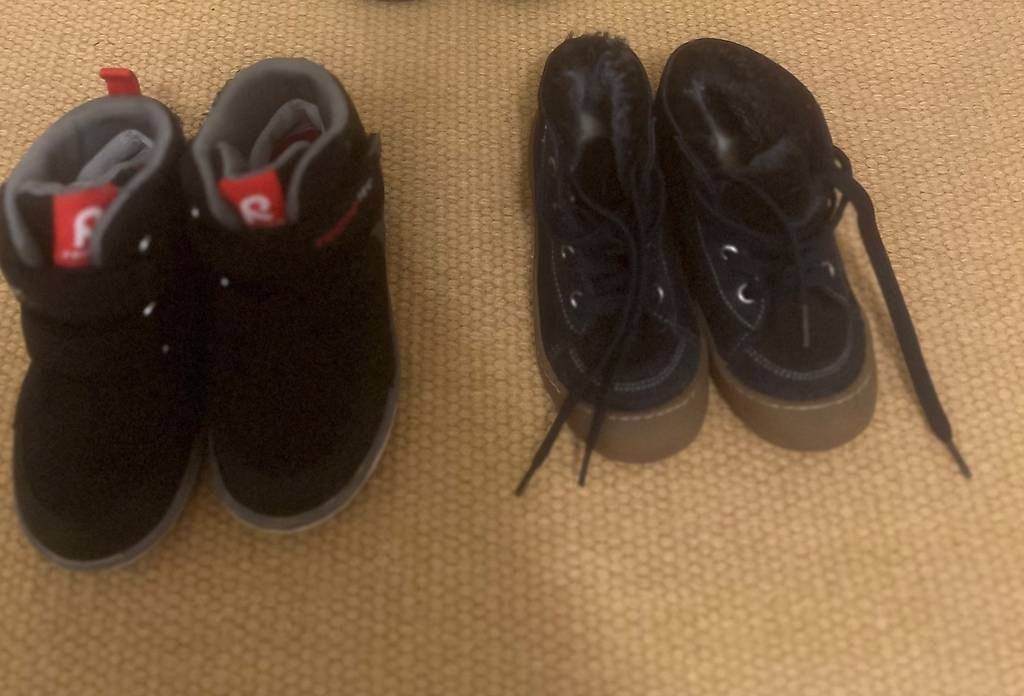 Scarpe per ragazzi: Reima Tec Grösse 24 und Richter Lammfell  – Usato da Küsnacht ZH venduto da julietta01