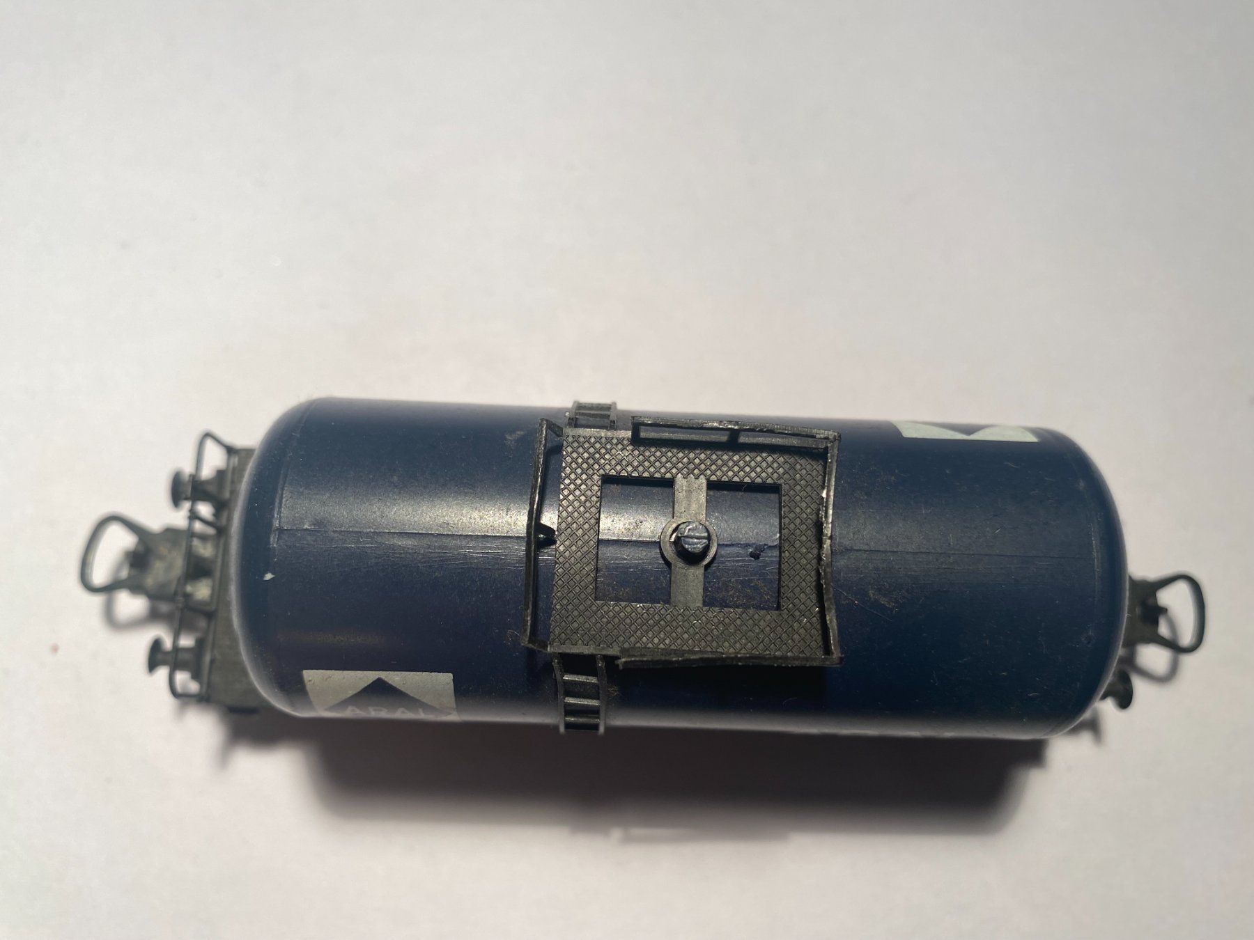 Lima Modellini di ferrovie: LIMA Tankwagen ARAL blau, DC Achsen – Usato da Buchrain venduto da Modellbahn11 4