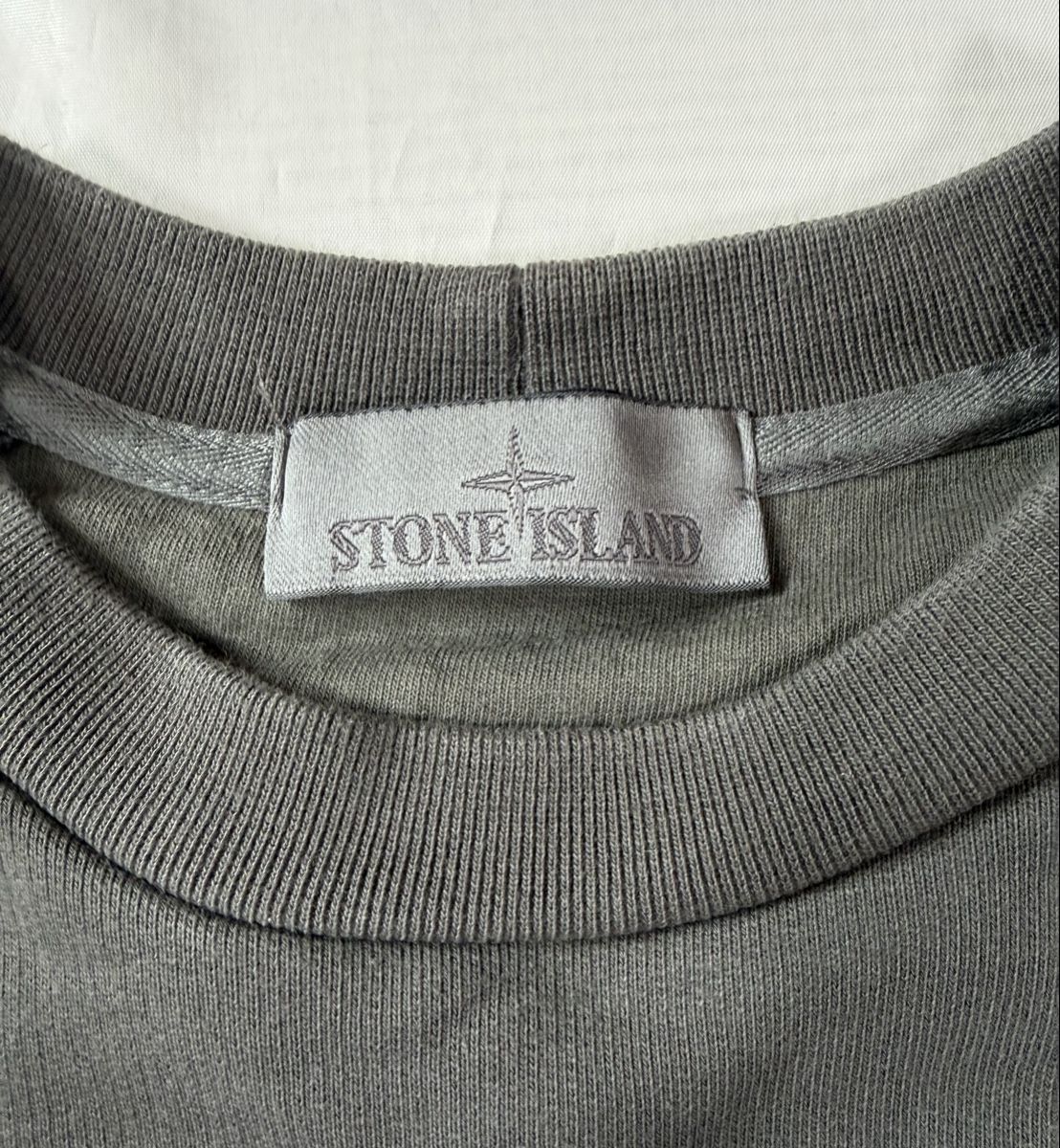 Stone Island Pulls & Sweat-shirts: Stone Island Ghost  – D'occasion à Pfäffikon ZH par Nataliia. 4