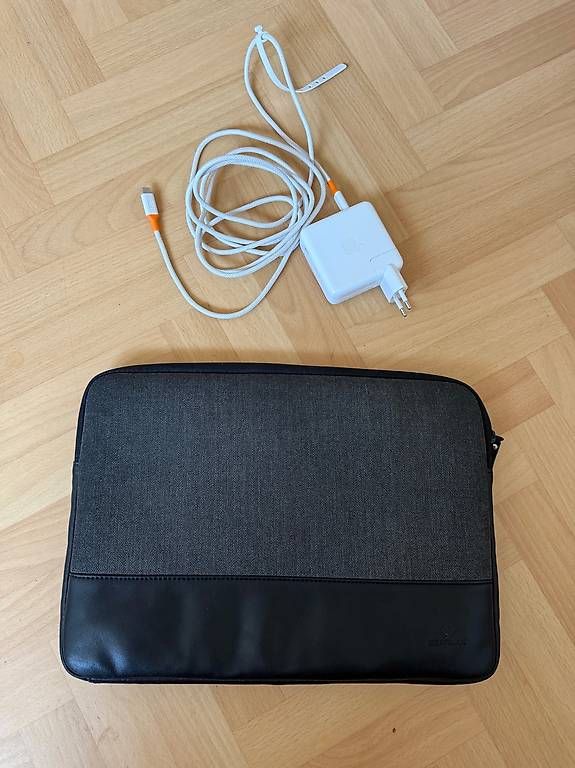 Apple Notebooks: MacBook Pro M1 13 – Gebraucht aus Alberswil von Joexy 4