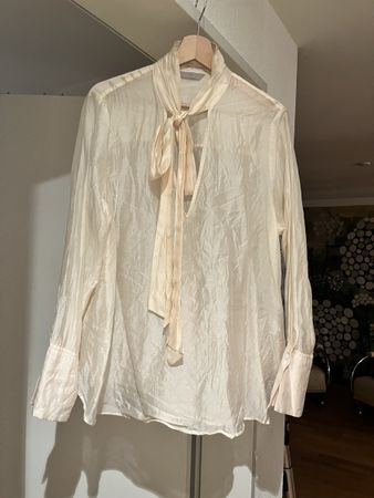 Elegante H&M Bluse, Creme, Gr. 38, wie neu!