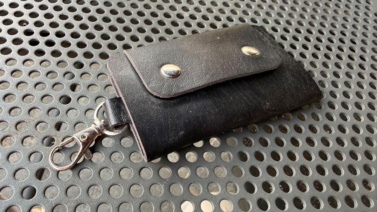 Autres vêtements & accessoires: Schlüsseletui – Neuf (Voir description) à hägendorf par hsh4614