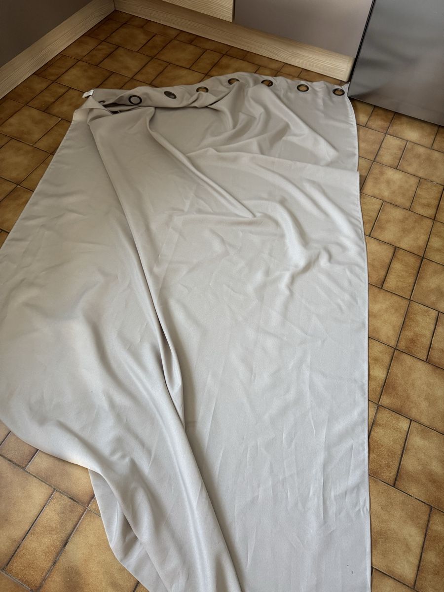 Tende: Rideau beige clair Marina  – Usato da Veyrier venduto da kimedovapa 4
