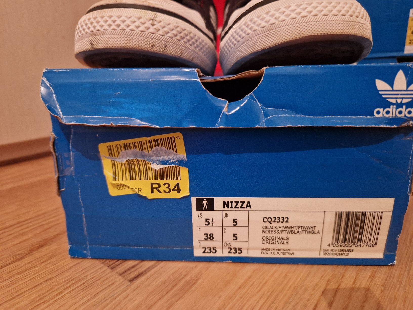 Adidas Chaussures hommes: Adidas Nizza 38 – D'occasion à Münchenbuchsee par Ludo_Braenz 5