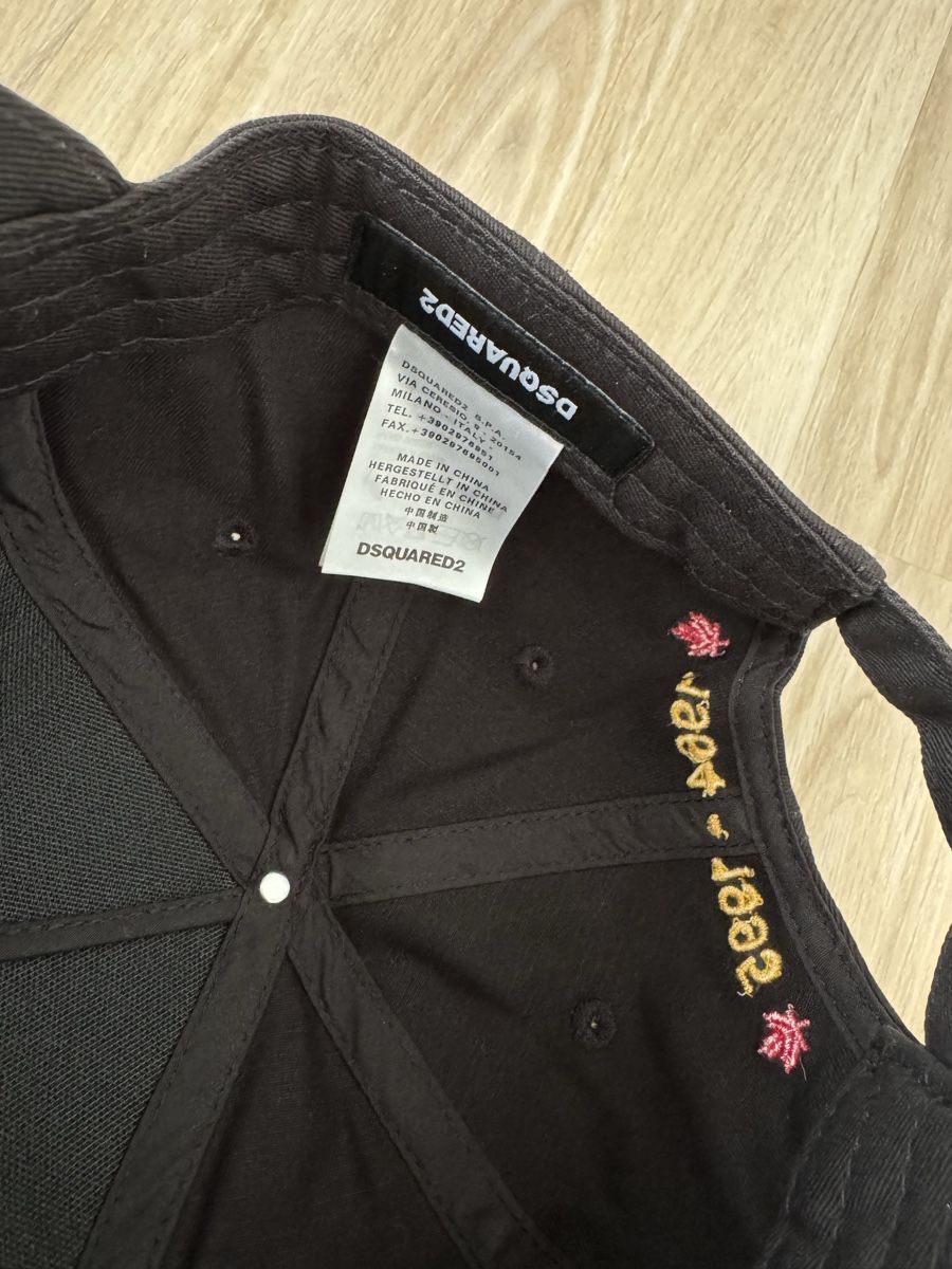 Dsquared2 Copricapi, berretti & cappellini: Dsquared2 Cap schwarz Canada – Nuovo (secondo la descrizione) da Maisprach venduto da jokoundklaas 2