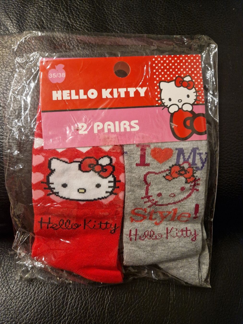 Calze per bambini: 2 Paires Chaussettes Hello Kitty Neuves 35/38 – Nuovo e nell'imballaggio originale da Penthaz venduto da Sosotroc