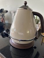 DeLonghi Wasserkocher beige sehr guter Zustand