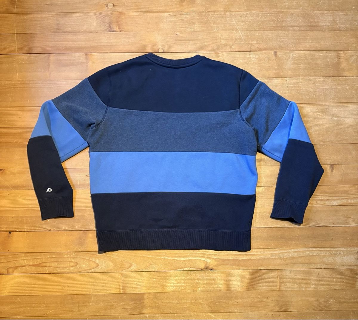 Nike Maglioni & Felpe: Vintage Nike Pullover, Sweatshirt, gestreift, Grösse M – Usato da Freienstein venduto da Golfbueb 1