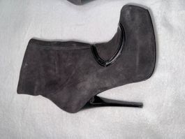 Bottines élégantes en daim gris, taille 36.5 - parfaites!