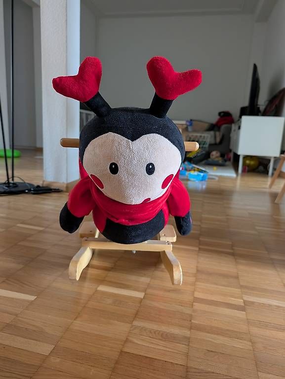 Puppen: Baby chair  – Gebraucht aus Basel von Cheddu