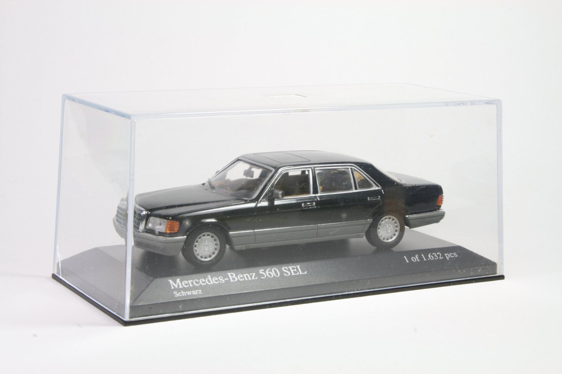 Minichamps Modellini d'auto: Mercedes Benz 560 SEL – Usato da Elsau venduto da Peekay8 9
