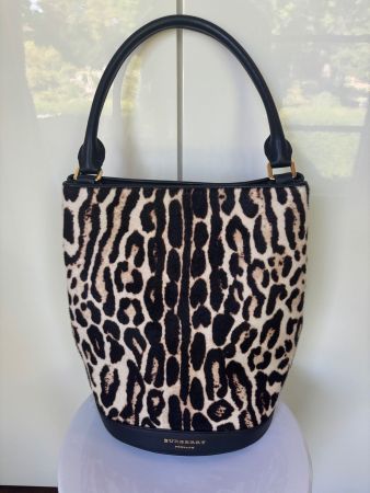 BURBERRY PRORSUM Tasche Ponyfell mit wilcatprint hell